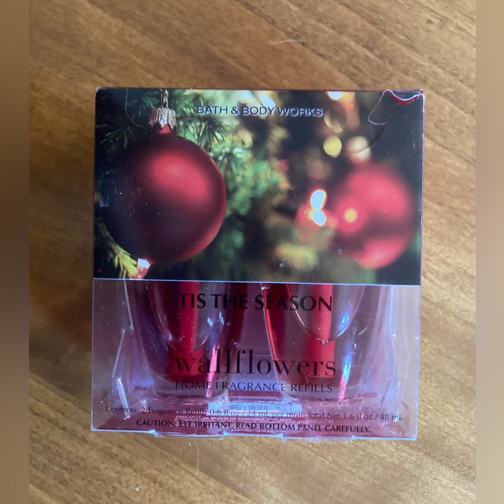 Bath and Body Works Tis the Season Wallflowers 2 Pack Fragrance Refills NWT